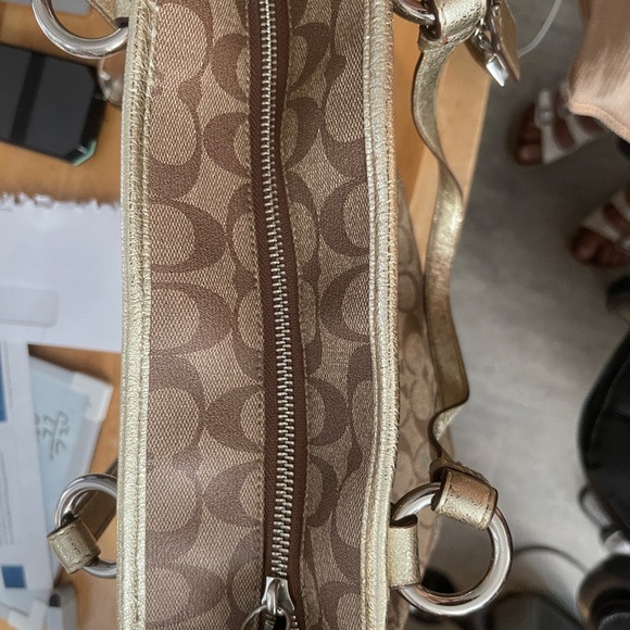 Coach Heritage Star Print Signature C Gold Brown Tote Bag MSRP $298.00 - Picture 10 of 11